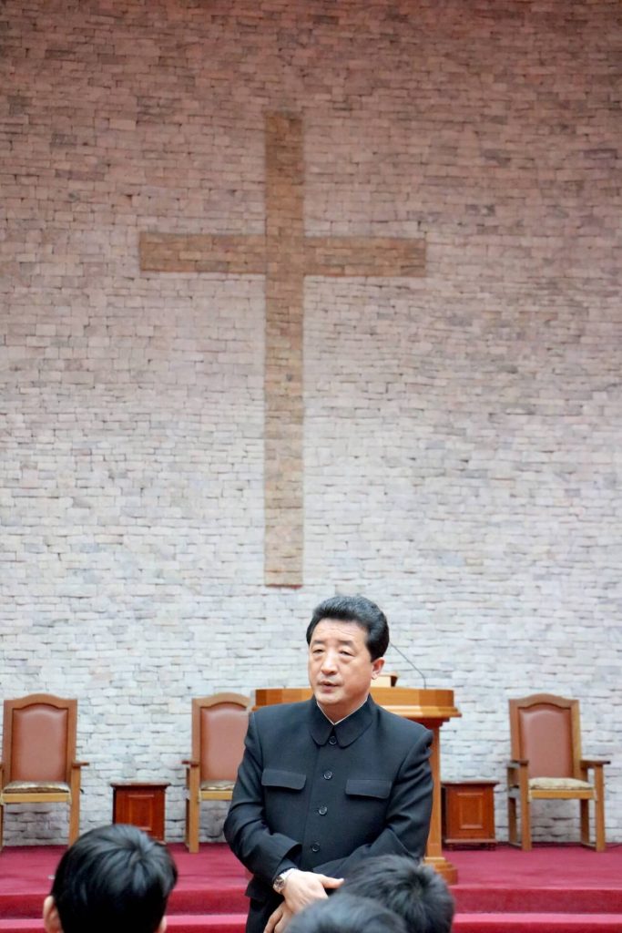 我們特地拜訪北韓為數不多的基督教會，牧師介紹時不斷強調北韓的宗教自由。